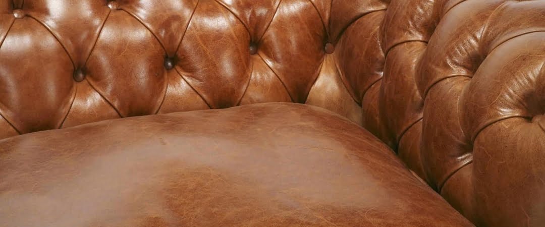 sofá chesterfield de couro coniston