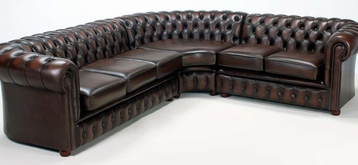 divano ad angolo Chesterfield