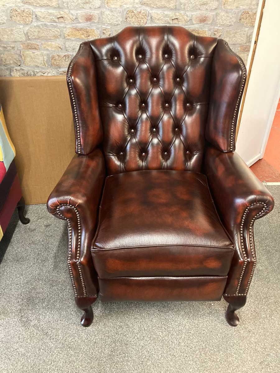 chesterfield recliner sale 02 | Chesterfield Wingback Recliner SALE - only £650 chesterfield recliner sale